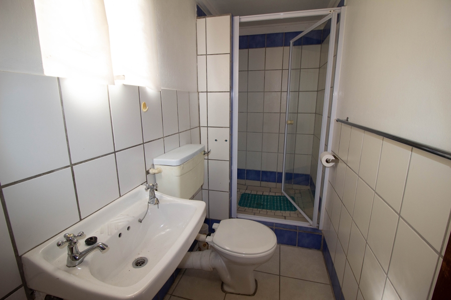 4 Bedroom Property for Sale in Gansbaai Central Western Cape